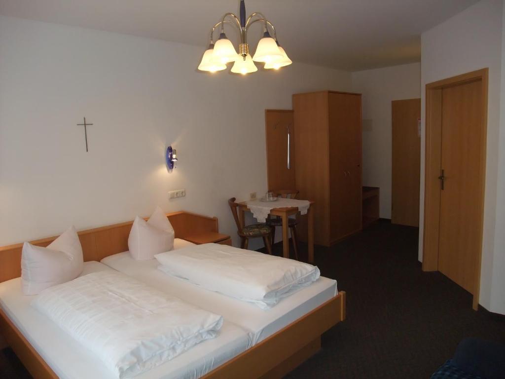 Gasthof Alte Post Obertrubach Quarto foto